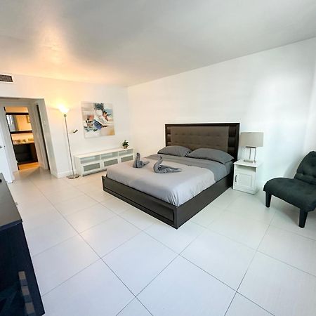 Departamento Frente Al Mar Con Salida Directa A Playa. Apartment Hollywood Ngoại thất bức ảnh