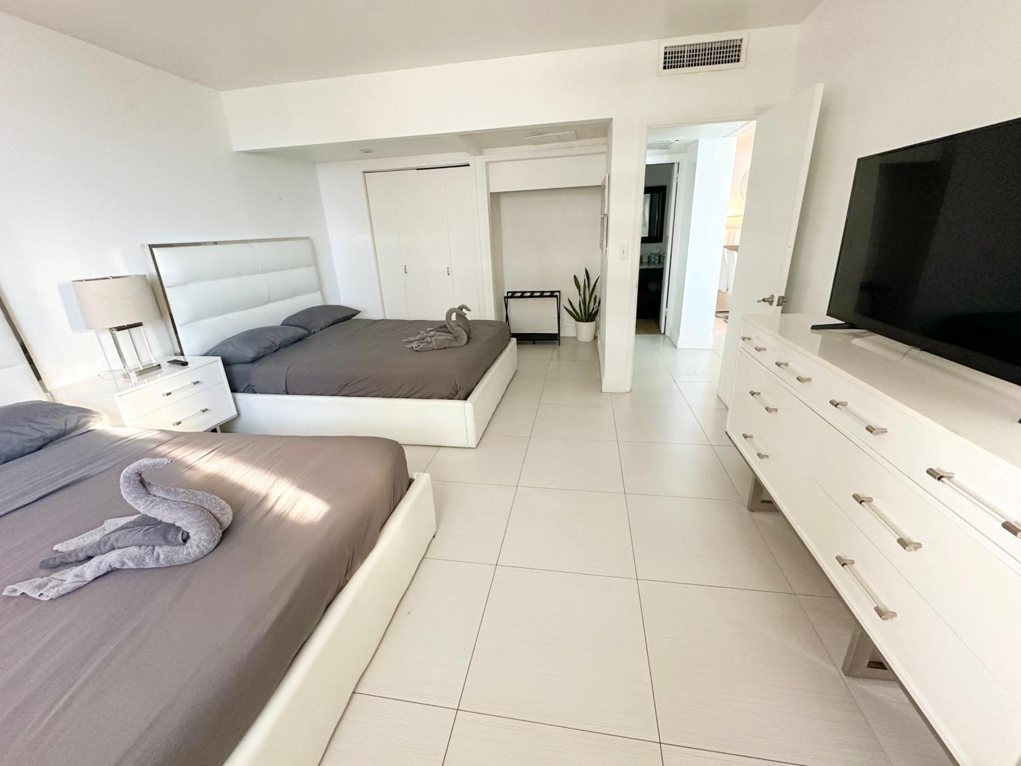 Departamento Frente Al Mar Con Salida Directa A Playa. Apartment Hollywood Ngoại thất bức ảnh